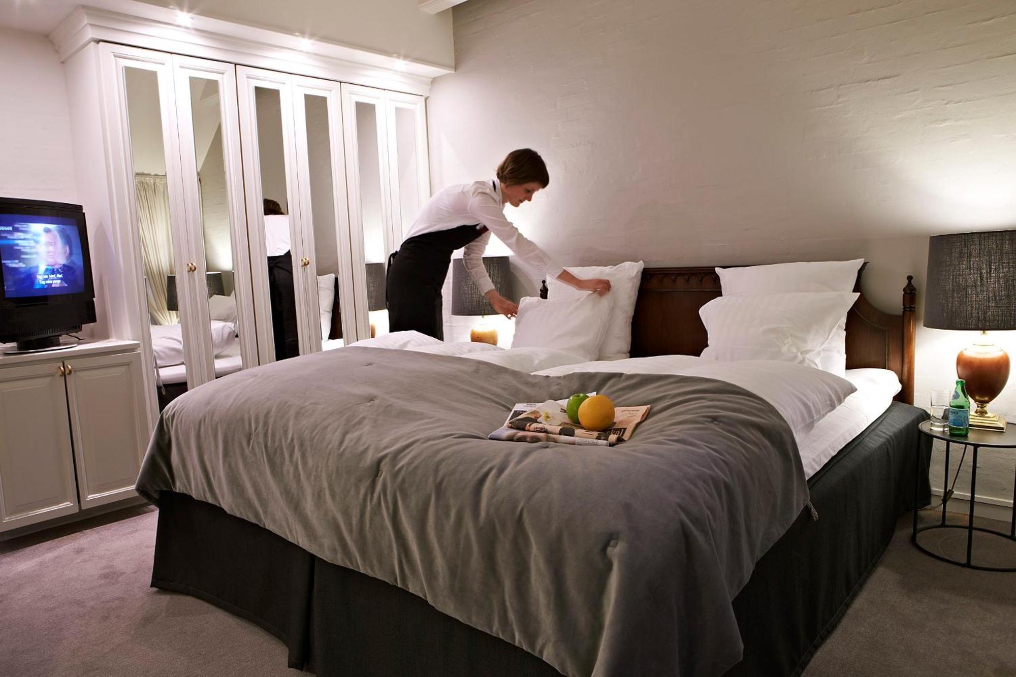 Munkebo Kro & Hotel ภายนอก รูปภาพ